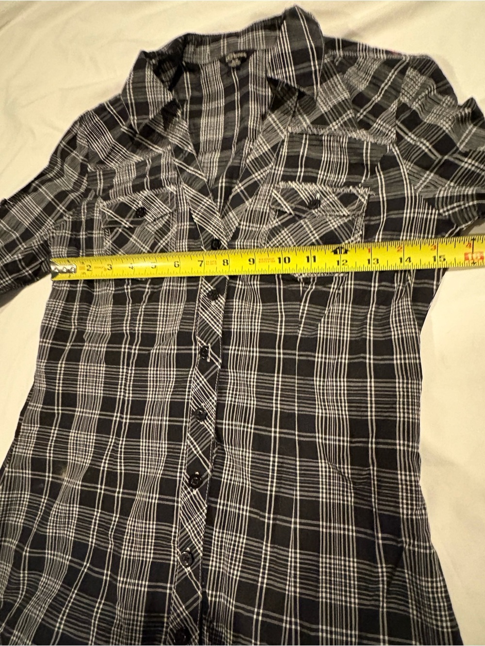 Guess Women’s Black Plaid Long Sleeve Button Down Size:Small - Picture 4 of 7